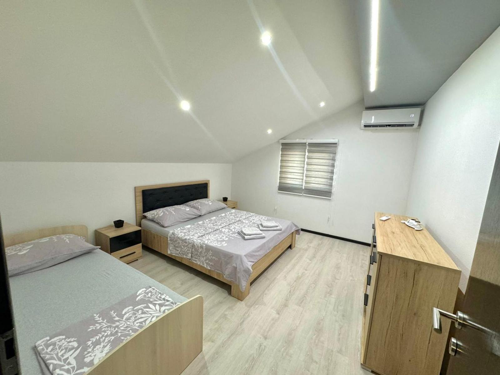 מוסטר Apartman Amina מראה חיצוני תמונה